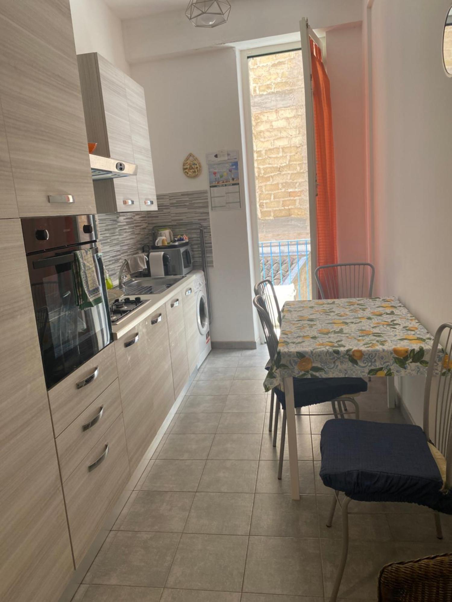 Serradifalco Cozy House Di Enza E Luigi 팔레르모 외부 사진